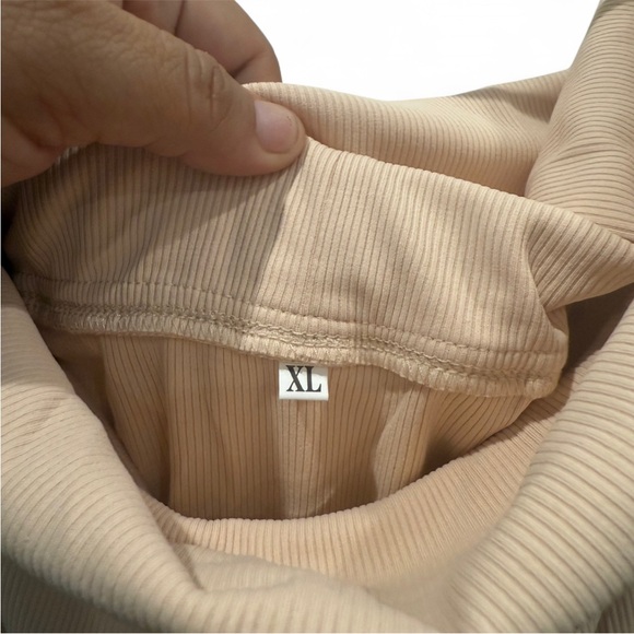 Tan Sleeveless Dress - Picture 4 of 4